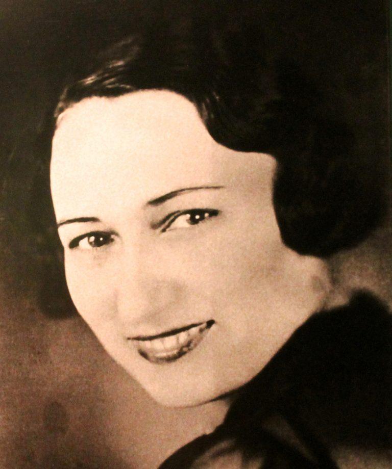effa-manley-cooperstown-expert